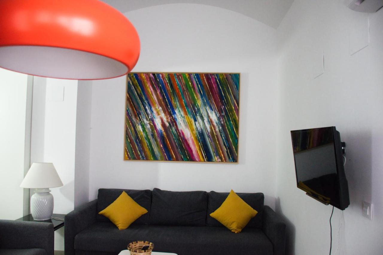 Covadonga 9 Apartments - Triana إشبيلية الغرفة الصورة